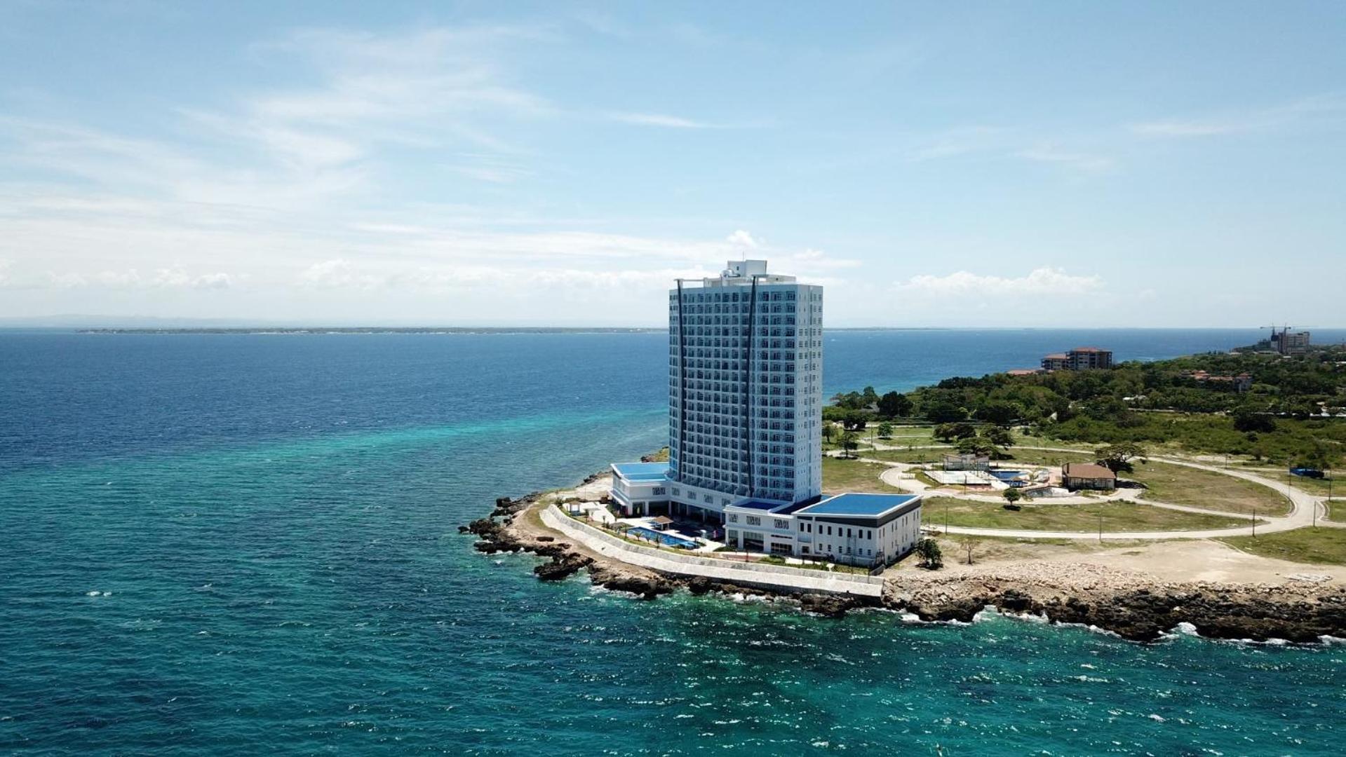 Arterra Seaview Resort Lapu-Lapu City Exteriér fotografie
